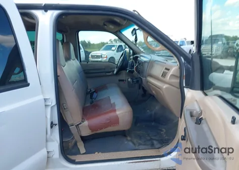 2002 Ford F-250 Lariat/Xl/Xlt z USA, uszkodzony, nr VIN 1FTNW20F42EC50223